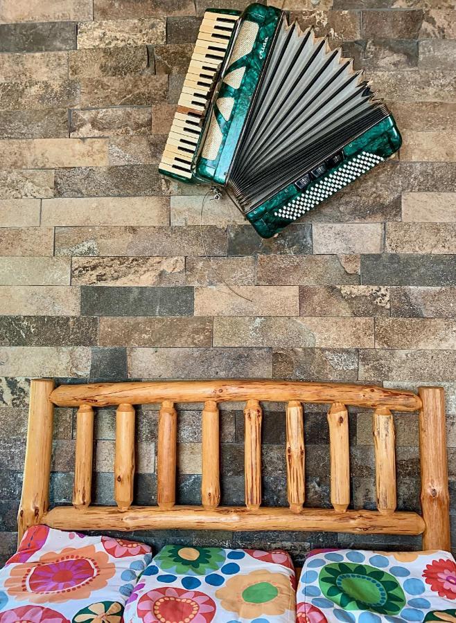 Chata Musica Malatiny Extérieur photo